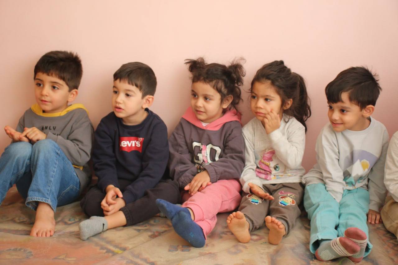 رفتار قاطعانه با کودکان