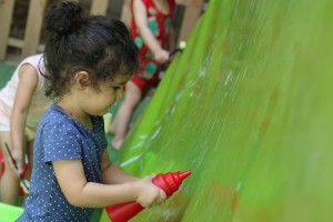 چطور با رفتارهای نامناسب کودک خود مواجه شویم؟